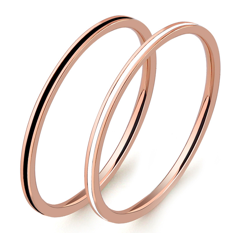 Titanium Steel Rose Gold Color - đánh giá và giá Initial Ring Custom